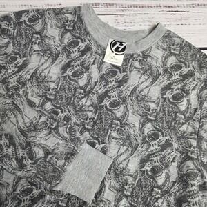 Hybrid Men's Medium Graphic Skull Sweatshirt Gray All Over Print Crewneck